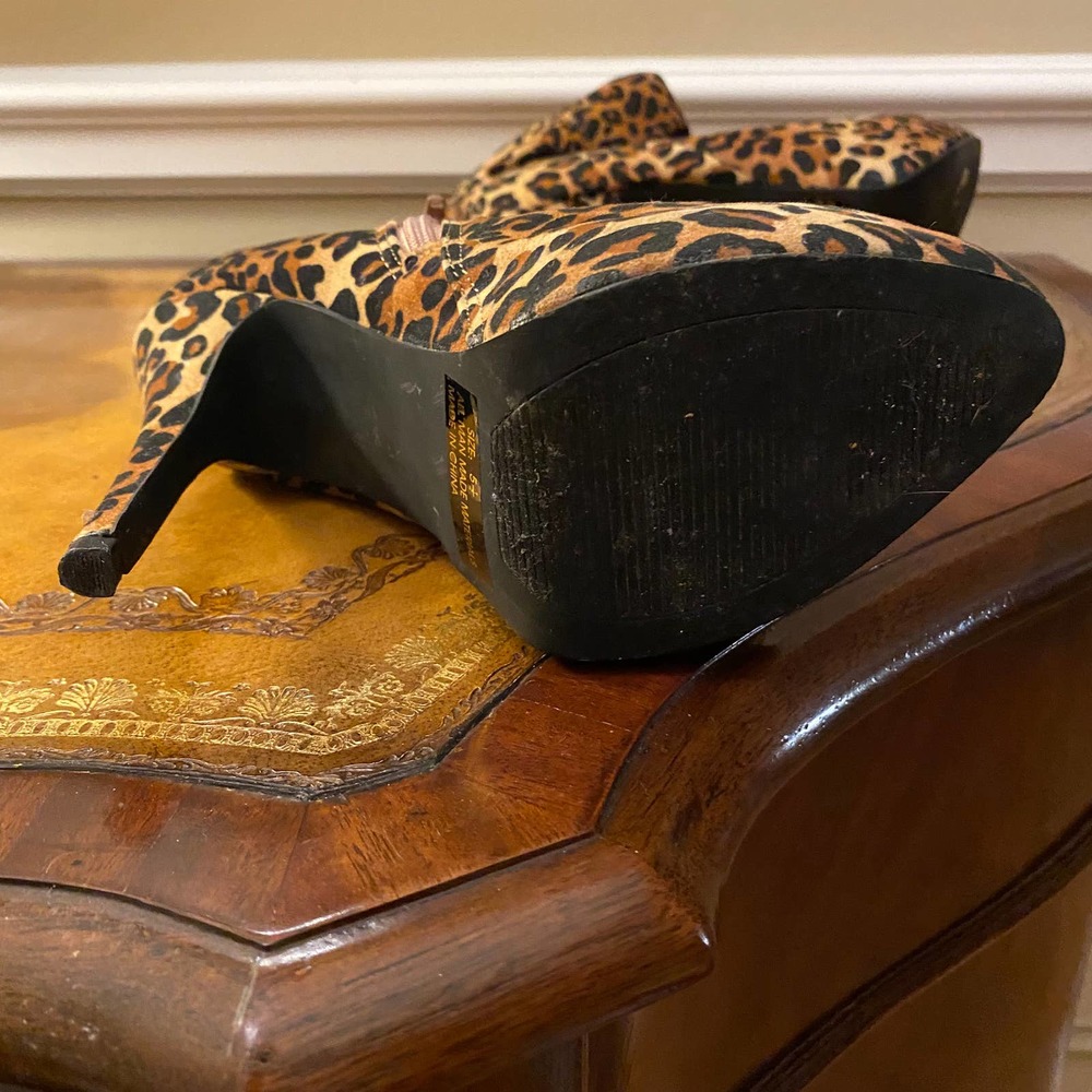 Qupid Leopard Print Stiletto Booties New - image 6